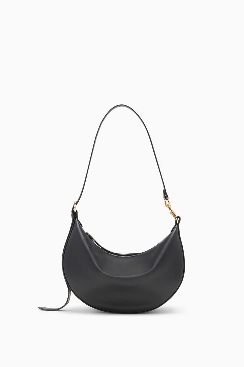 FA241157 Small Zipper Hobo Noir a r2 web smaller