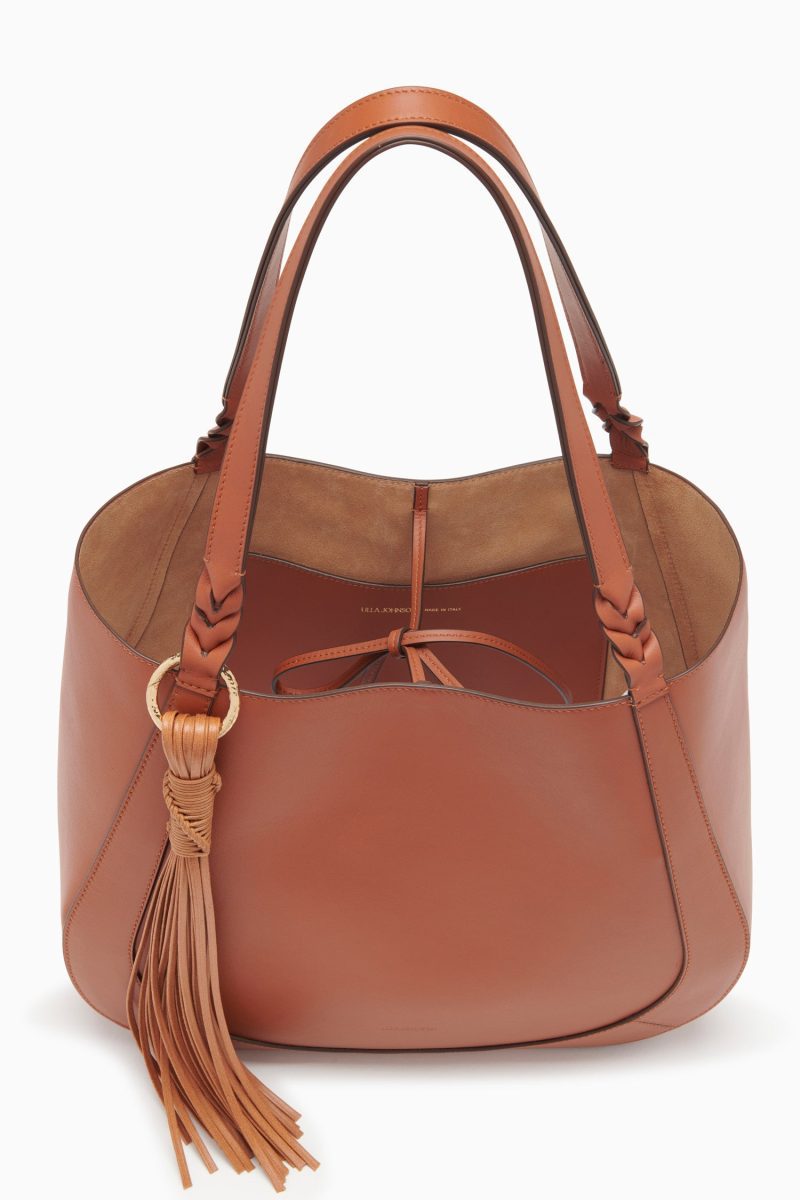 PF241155 ALBERSEASTWESTTOTE PECAN d r web