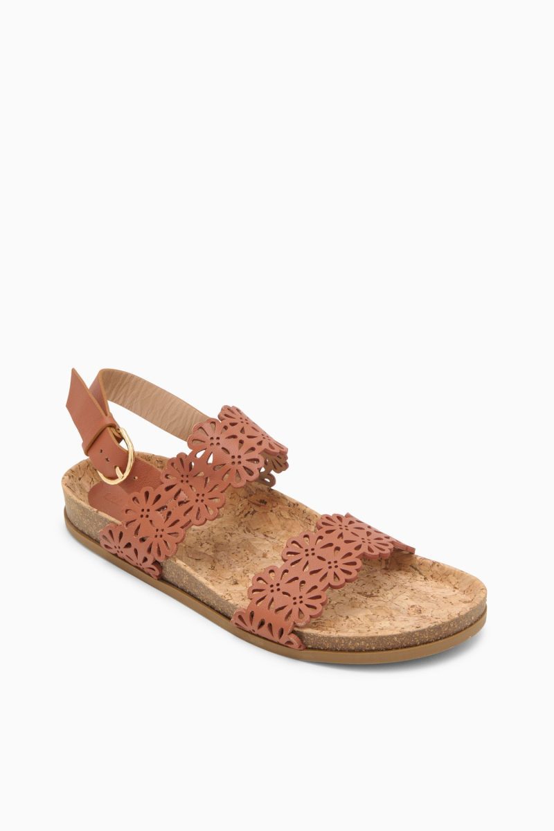 UJ44011A CALLIOPEEYELETSANDAL SIERRA b web